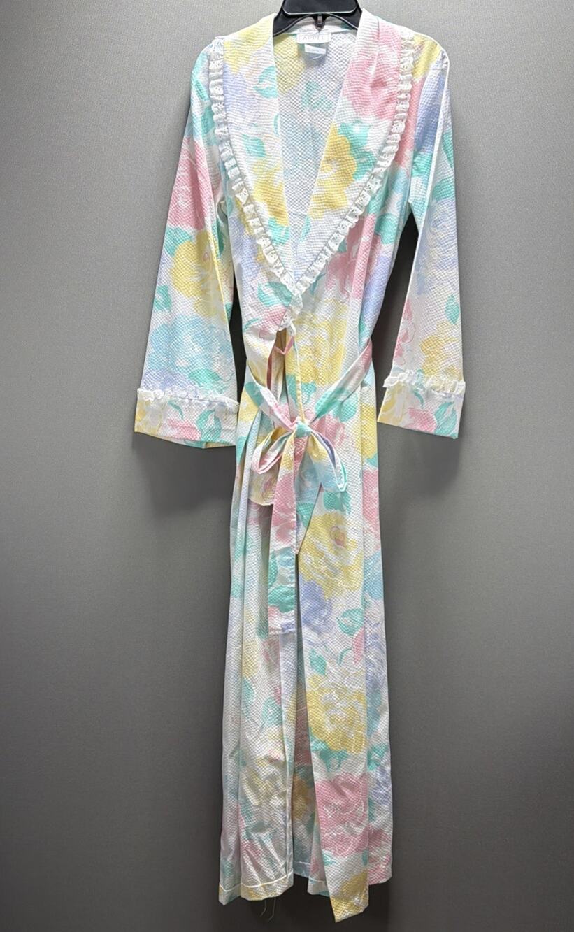 Vintage 80s Appel floral print Full length Lace Trim Robe Small Union Made USA
